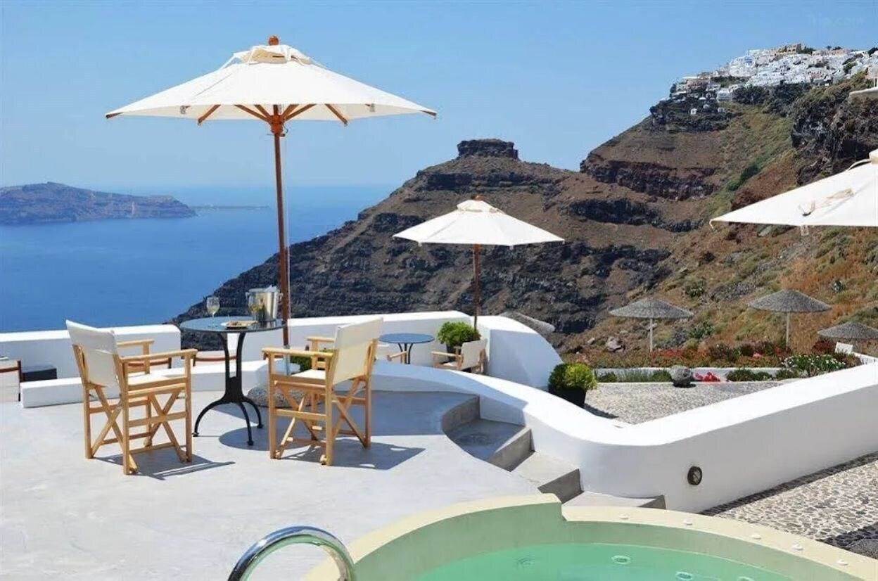 Отель Stefani Suites 3*